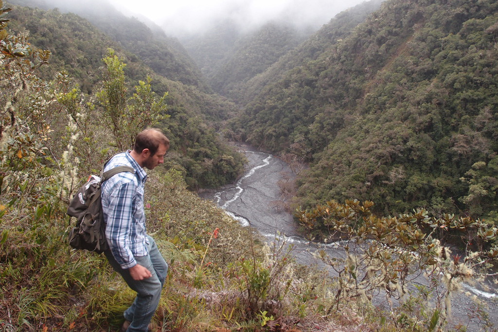 WEB_Peru-Valley.jpg