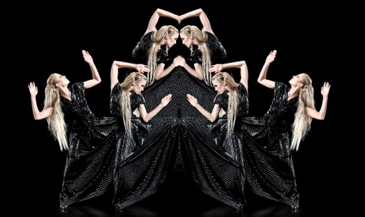 holographic fashion show