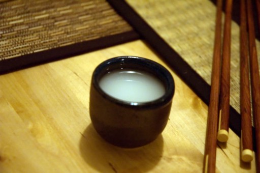 800px-Nigori_sake