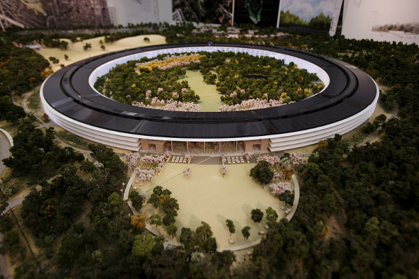 apple-cupertino-hq-main1