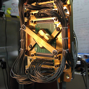 dwave.quantumx