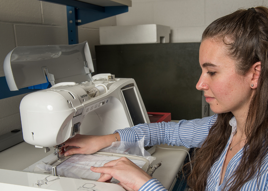 embroidering sewing machine