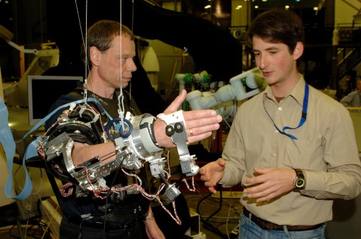 exoskeleton_robot_controller