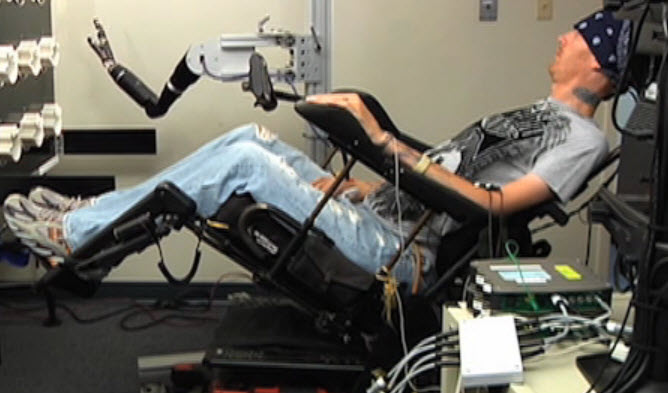 mind-controlled_robot